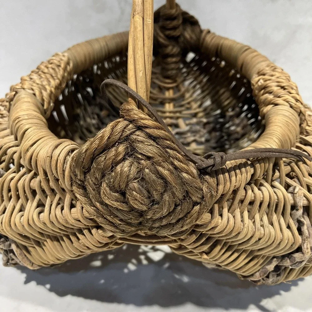 Vintage Woven Buttocks/Butt Basket Primitive Folk Art Rustic Egg Gathering Boho